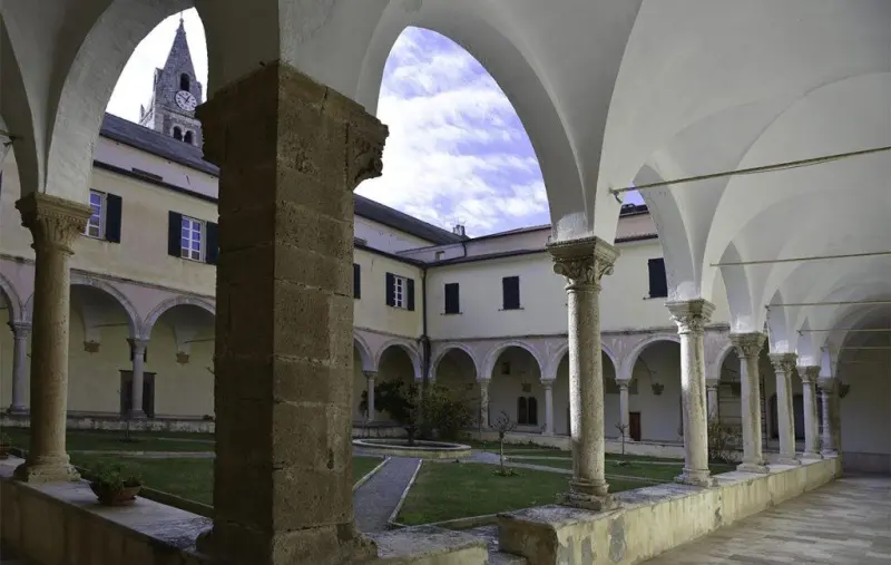 The church and the abbey of Santa Maria